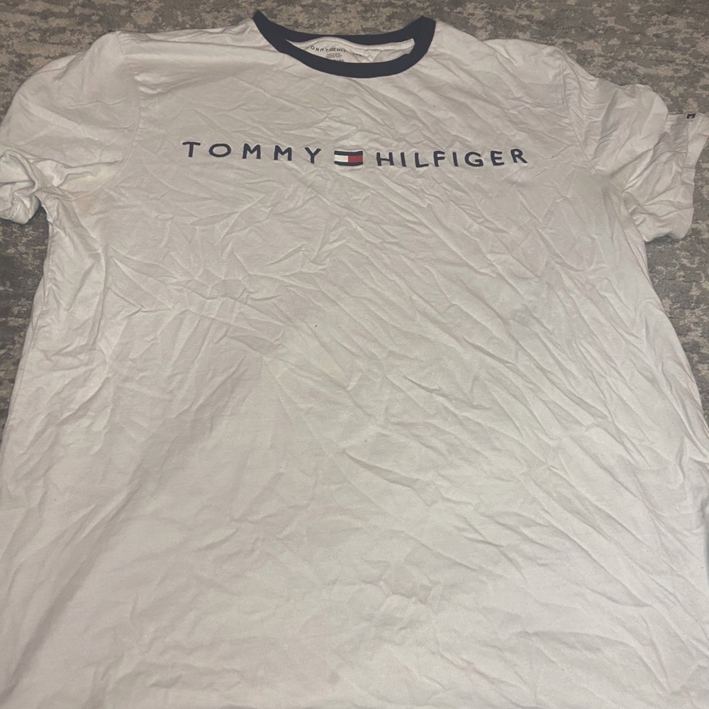 Tommy Hilfiger tee